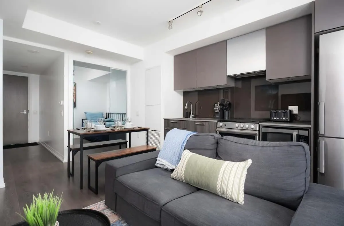 2 Bdr With 3 Beds In Amazing Location Apartment Toronto